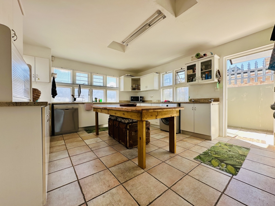 4 Bedroom Property for Sale in Vermont Western Cape